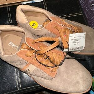 Michaels Men's Cognac and Taupe Casual Lace-Up Loafers